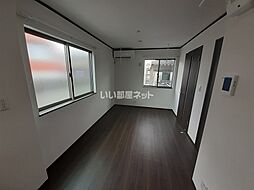 ル・メイユール東宮野目A棟 106 1階ワンルームのリビング/ダイニング