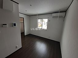 ル・メイユール東宮野目A棟 205 2階ワンルームのリビング/ダイニング