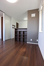 D-roomひよどり 203 2階1LDKのリビング/ダイニング