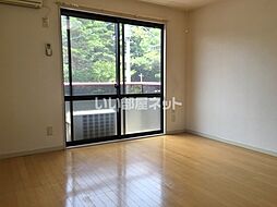 フレール中山1番館 203 2階1Kのリビング/ダイニング