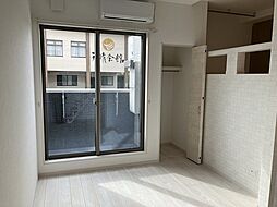 MODERN PALAZZO 大村litmus 102 1階1SKのリビング/ダイニング