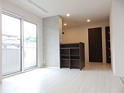 カーサ アリーナ 105 1階1LDKのリビング/ダイニング