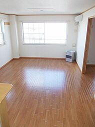 サン・スクエア 201 2階2LDKのリビング/ダイニング