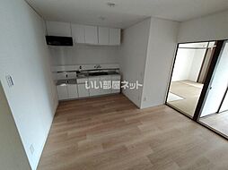 アポー河辺壱番館 601 6階3DKのリビング/ダイニング