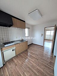 セイントワークス 303 2階1DKのリビング/ダイニング