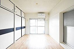 東武伊勢崎線 太田駅 バス6分 朝日バス　矢崎化工前下車 徒歩12分の賃貸マンション 4階2Kのリビング/ダイニング