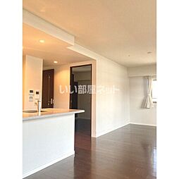 サンメゾン徳川東ELDO 402 4階3LDKのリビング/ダイニング