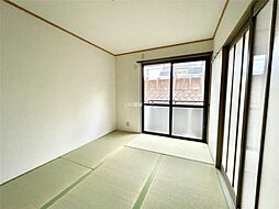 カムール花園 202 2階2LDKのリビング/ダイニング