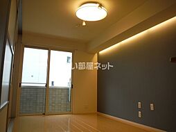 Ｂｉｚ ＳＴＡＹ 弘前 103 1階1LDKのリビング/ダイニング