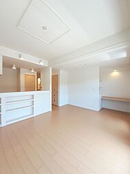 ウイング・コートII 203 2階2LDKのリビング/ダイニング