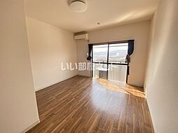 メンバーズエイト 203 2階1Kのリビング/ダイニング