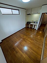 クラーロ 1-102 1階2DKのリビング/ダイニング