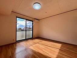 グレープハウス　I 101 1階1Kのリビング/ダイニング