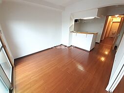 チェレステSUZUKA 202 2階3LDKのリビング/ダイニング