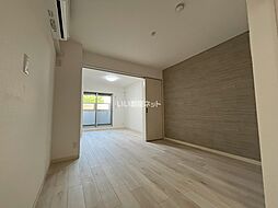 クリエオーレ錦町 102 1階1LDKのリビング/ダイニング