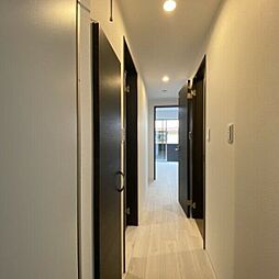 アイリス寝屋川　ペット可　バイク可 202 2階1Kのリビング/ダイニング