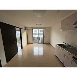 CCR2012 102 1階2LDKのリビング/ダイニング