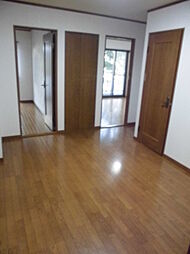 J-house杉田 206 2階3DKのリビング/ダイニング