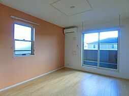 ラ・ヴィエルジュ 203 2階2LDKのリビング/ダイニング