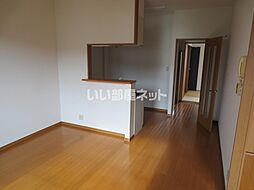 レジュウィールＦ棟 202 2階2LDKのリビング/ダイニング