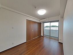 JR豊肥本線 武蔵塚駅 徒歩24分の賃貸マンション 5階1LDKのリビング/ダイニング