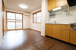 アルカディア産王　Ｂ 101 1階2DKのリビング/ダイニング