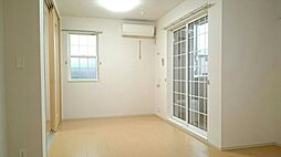 メゾン・アルモニーII 102 1階1LDKのリビング/ダイニング