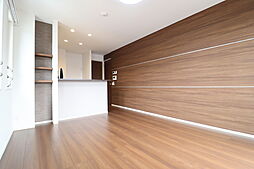 アバロン 303 3階1LDKのリビング/ダイニング