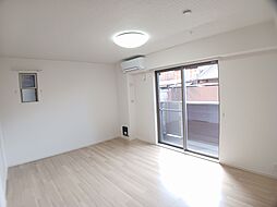 第2シャトー小倉 101 1階1Kのリビング/ダイニング