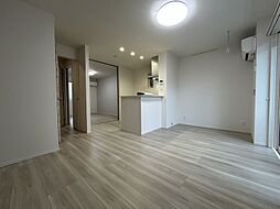 トリシア柳町 101 1階1LDKのリビング/ダイニング