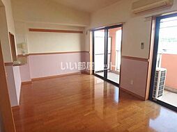 オーブドゥ長山 305 3階2LDKのリビング/ダイニング