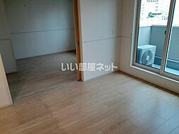 グッドリバー　ｓｈｉ 206 2階3LDKのリビング/ダイニング