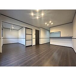 WisteriaA・B A105 1階3LDKのリビング/ダイニング