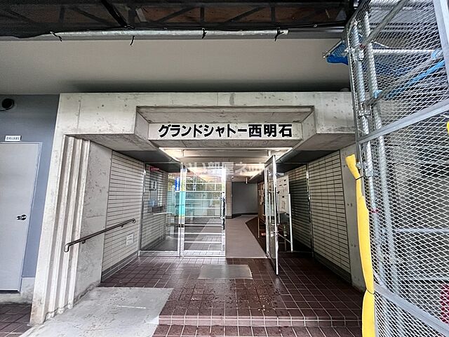 18 / 24