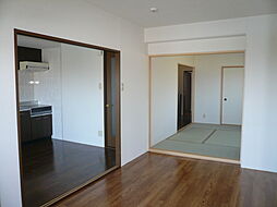 シオス 2A 2階3DKのリビング/ダイニング