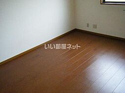 ボンヌ・シャンス 101 1階1LDKのリビング/ダイニング