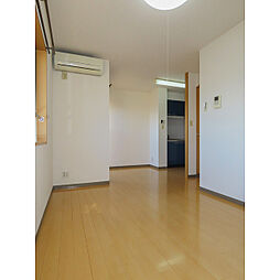 ハートフル　オリーブの樹 303 3階ワンルームのリビング/ダイニング