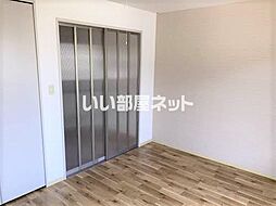 ティアラ藤 203 2階1DKのリビング/ダイニング