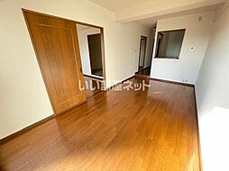 VIA EMILIA 6B 6階3LDKのリビング/ダイニング