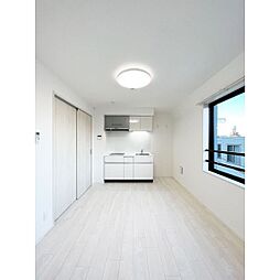 ルリアン西新宿 0201A 2階1LDKのリビング/ダイニング