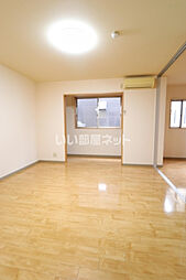 サンフラワー 101 1階1LDKのリビング/ダイニング