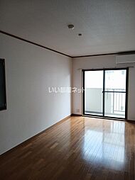 エスパシオ近見 301 3階1LDKのリビング/ダイニング