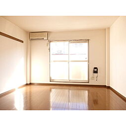 Surplus　DREAMI 102 1階1Kのリビング/ダイニング