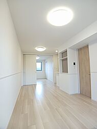 メディオ　パーロ　Ａ 202 2階2LDKのリビング/ダイニング