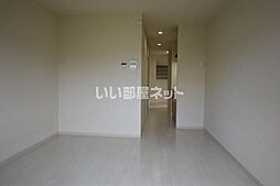 ｄｉｍａｎｃｈｅ 106 1階ワンルームのリビング/ダイニング