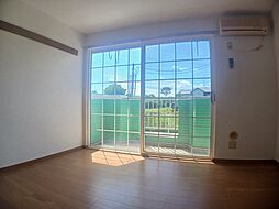 オクトパスガーデン 103 1階2DKのリビング/ダイニング