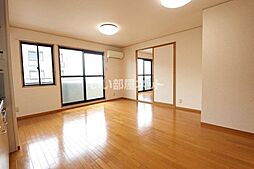 サンフィルエステート　ＡＢＣＤＥ E202 2階3LDKのリビング/ダイニング