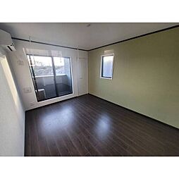 ウィスペリア 208 2階1Kのリビング/ダイニング