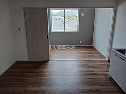 Le Lien助実（ル　リアンスケザネ） 302 3階1LDKのリビング/ダイニング