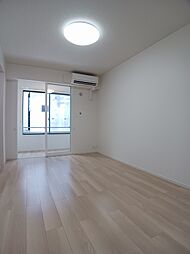 プラシードカーサＸＩ 106 1階1LDKのリビング/ダイニング